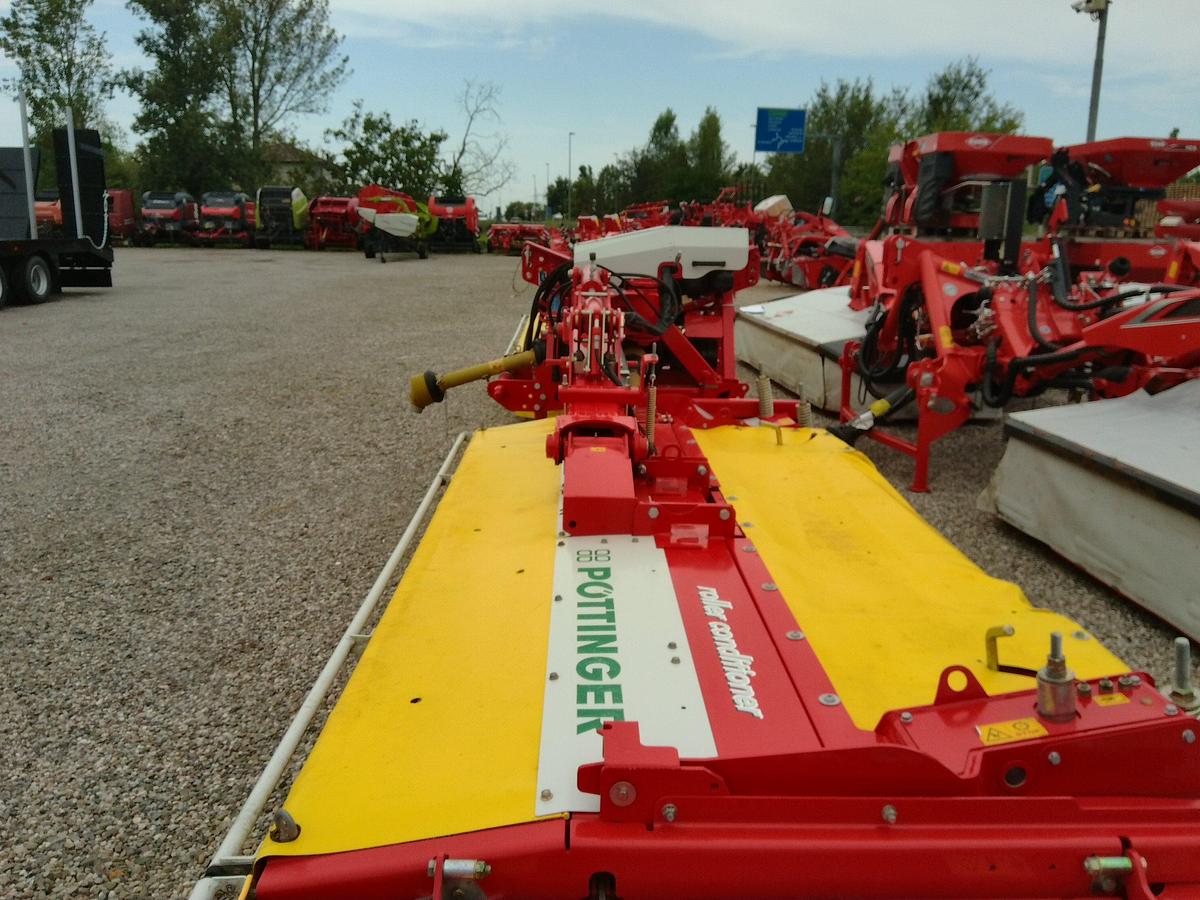 Usato FALCIACONDIZIONATRICE DOPPIA POSTERIORE POTTINGER MT 8