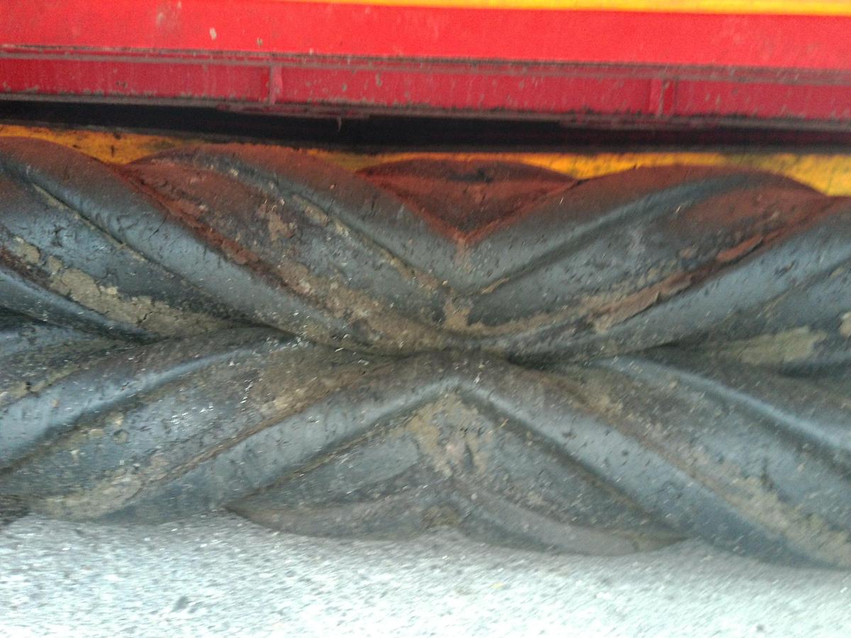 Usato FALCIACONDIZIONATRICE POTTINGER X 8 RC