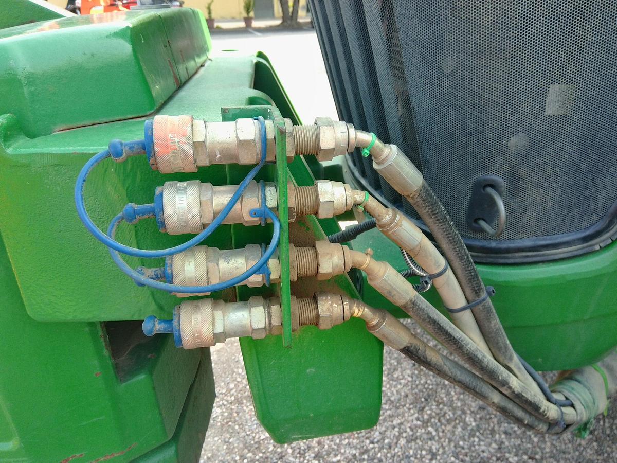Usato TRATTORE JD 7930