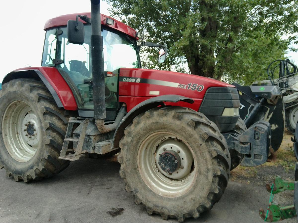 Usato TRATTORE CASE MOD.MX 150