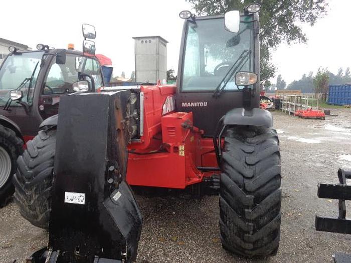 Usato SOLLEVATORE TELESCOPICO Manitou MLT 845-100