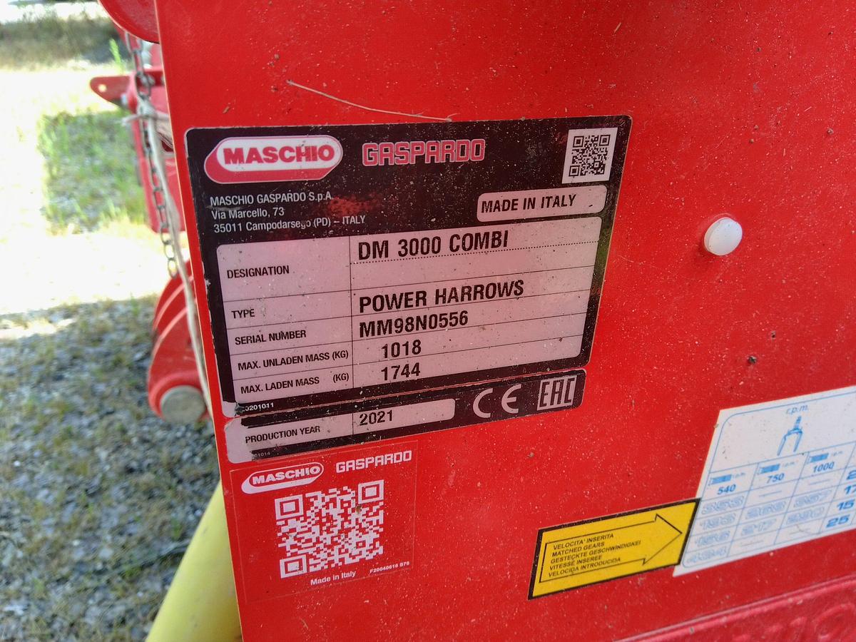 Usato SEMINATRICE COMBINATA MASCHIO MOD. DAMA 300/24, CON ERPICE ROTANTE DOMINATOR 3000. c/prova bonaccorsi