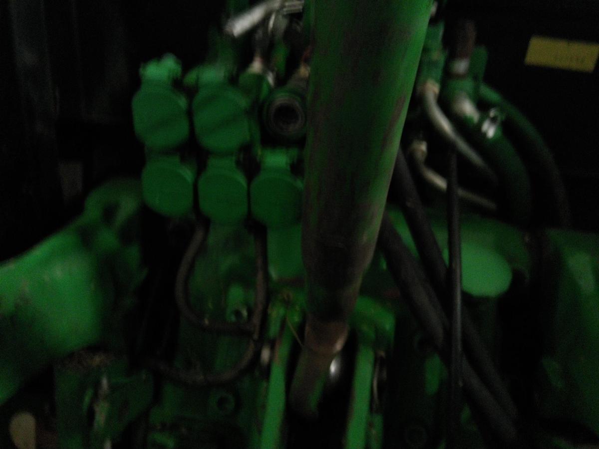 Usato TRATTORE JOHN DEERE MOD.5720