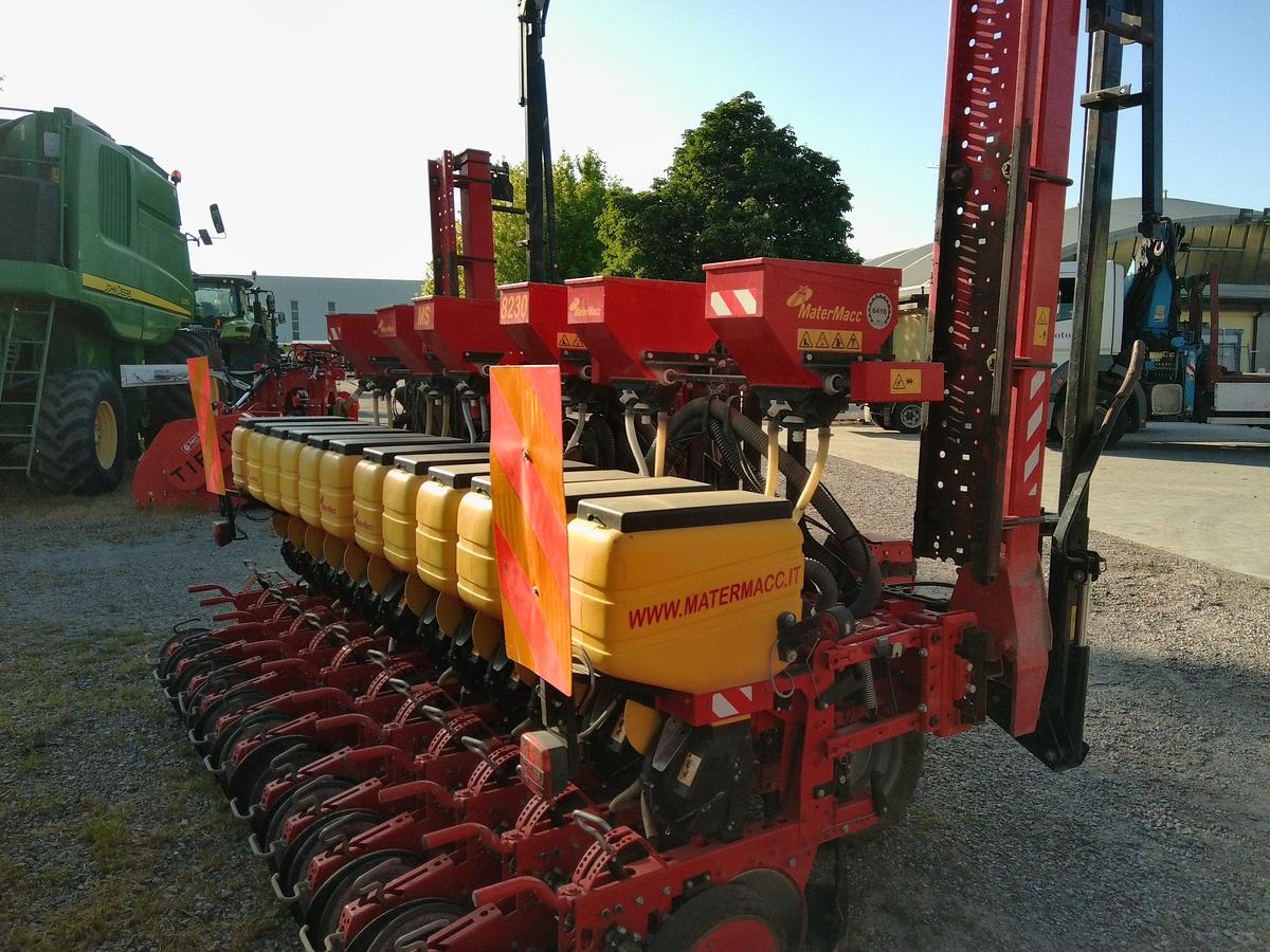 Usato SEMINATRICE MATERMAC MS 8100