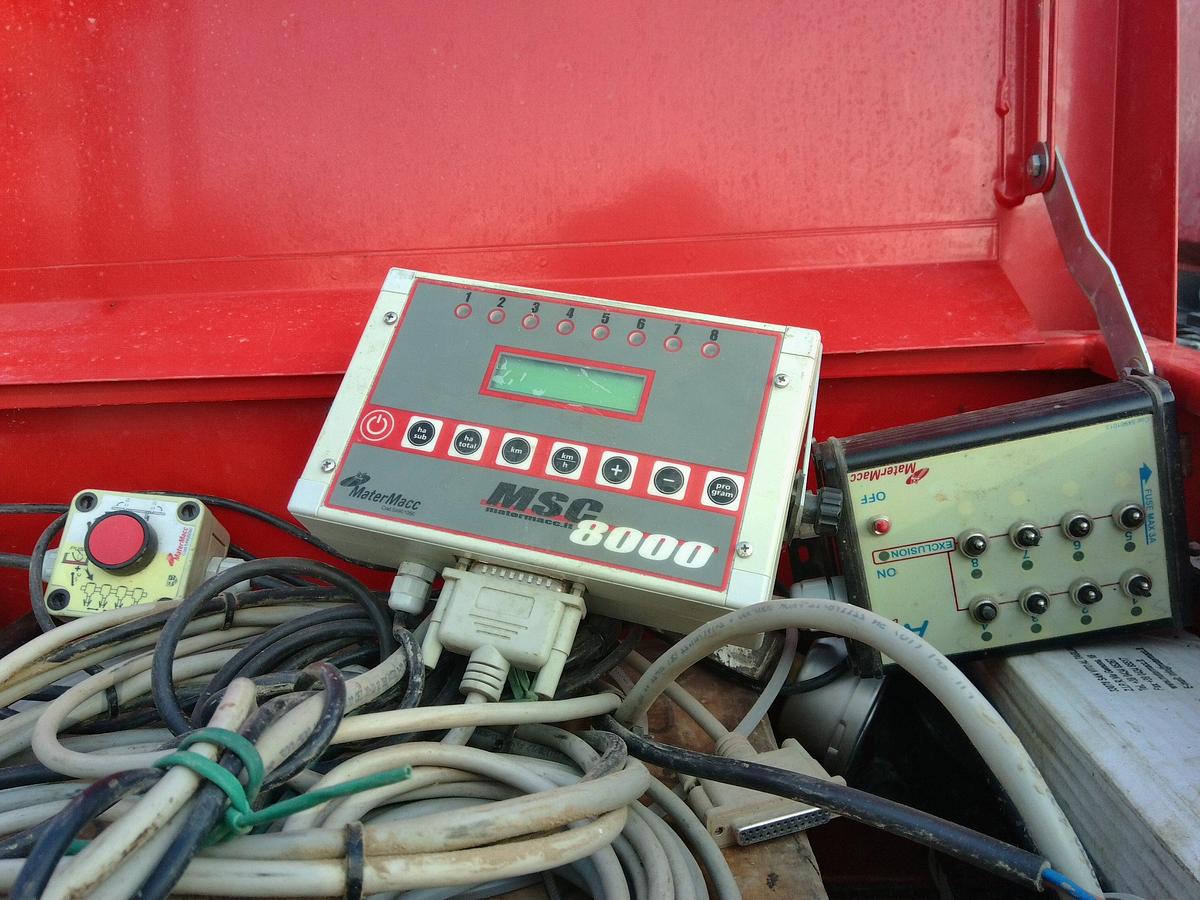 Usato SEMINATRICE MATERMAC 8230