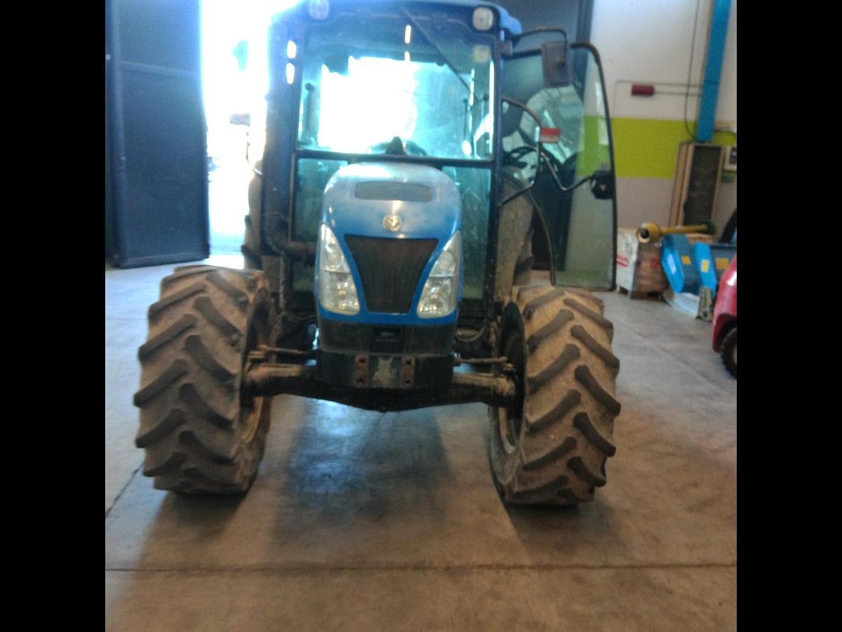Usato TRATTORE NEW HOLLAND 4020 DT