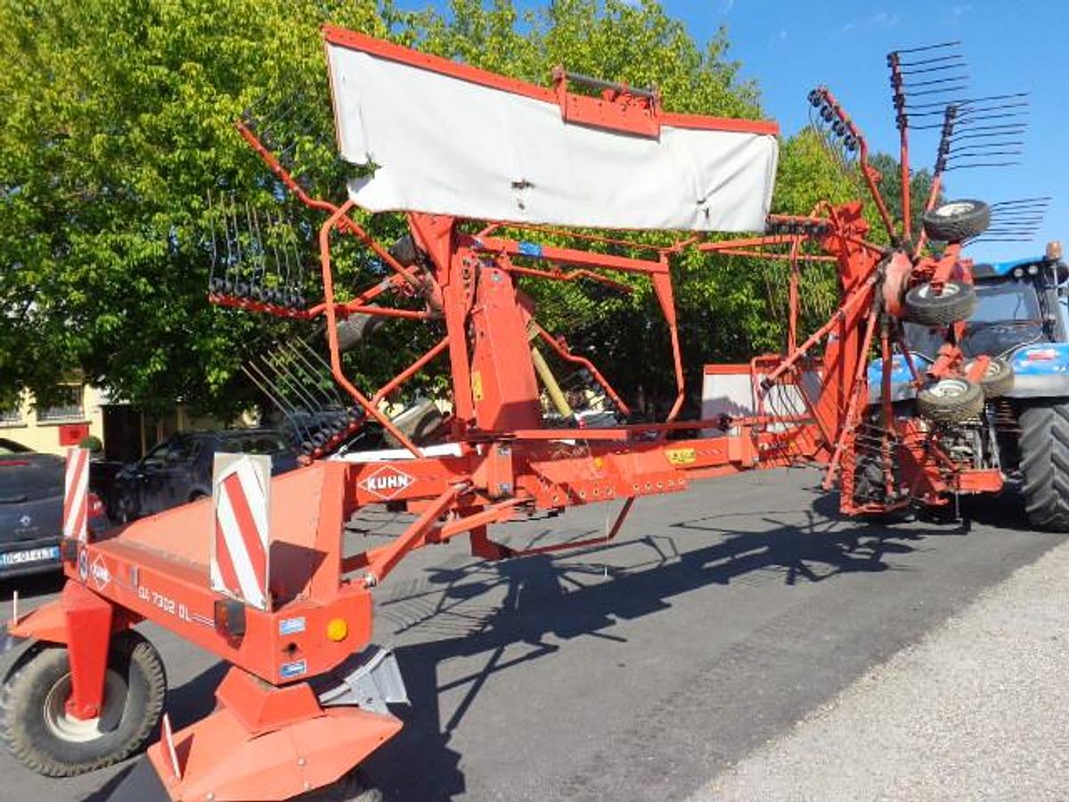 Usato RANGHINATORE KUHN GA 7302 DL