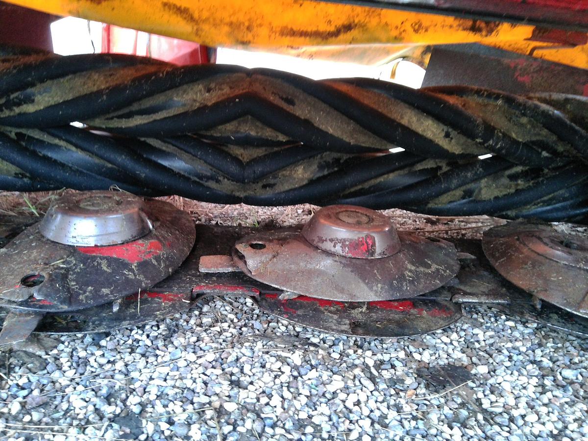 Usato FALCIACONDIZIONATRICE POTTINGER 265