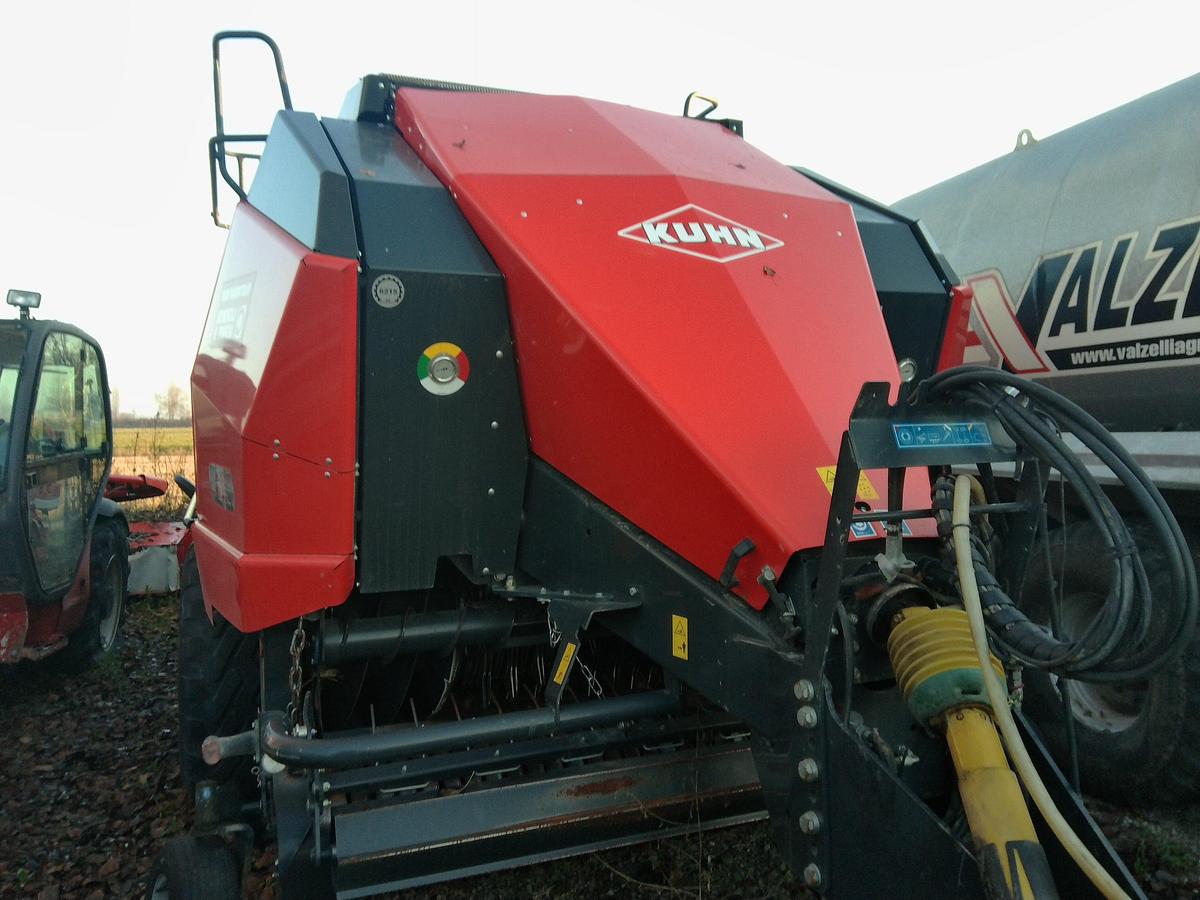 Usato BIG BALLER KUHN 1290 ID