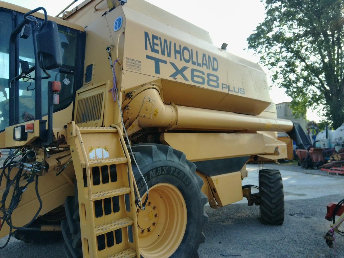 Usato MIETITREBBIA NEW HOLLAND TX68
