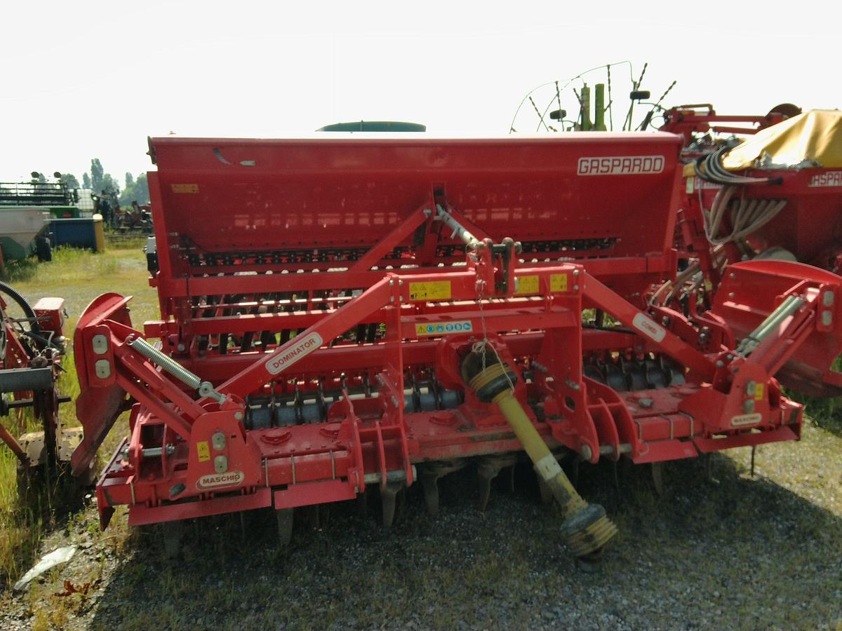 Usato SEMINATRICE COMBINATA MASCHIO MOD. DAMA 300/24, CON ERPICE ROTANTE DOMINATOR 3000. c/prova bonaccorsi