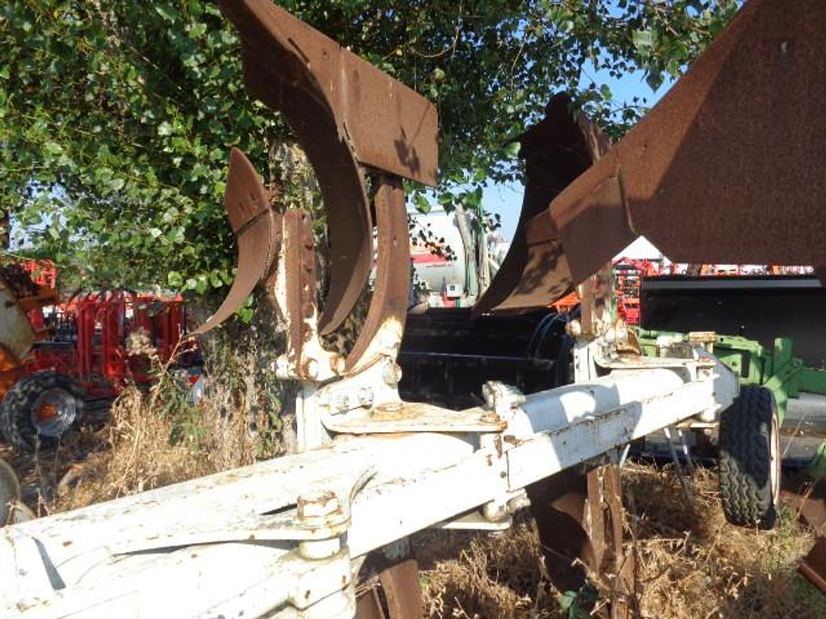 Usato ARATRO ERMO 104