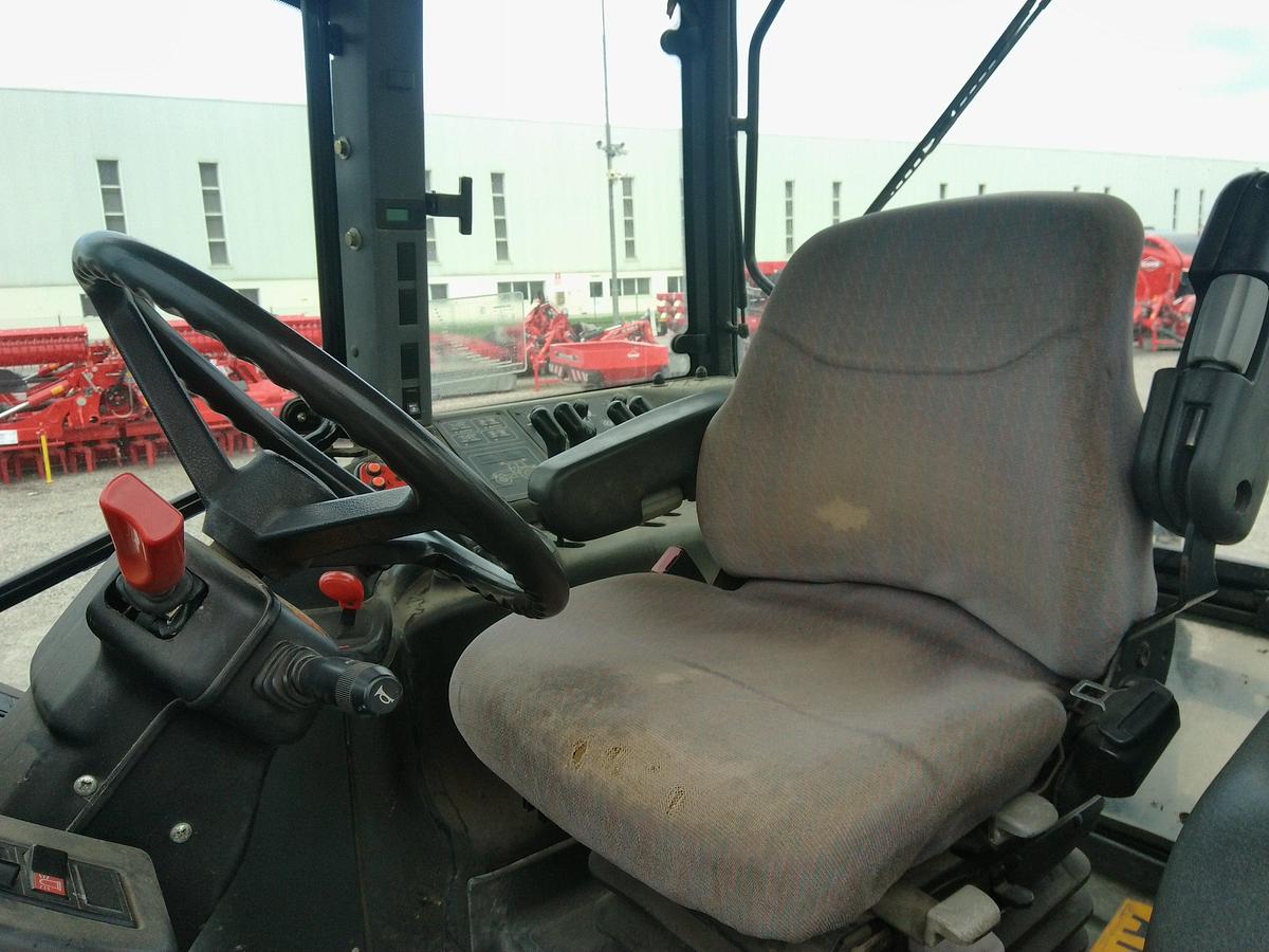 Usato TRATTORE NEW HOLLAND TM 125
