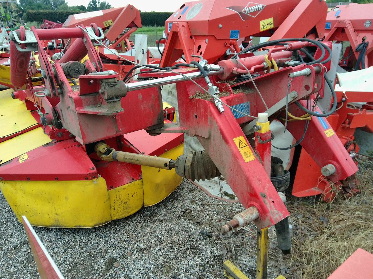 Usato FALCIACONDIZIONATRICE POTTINGER 265