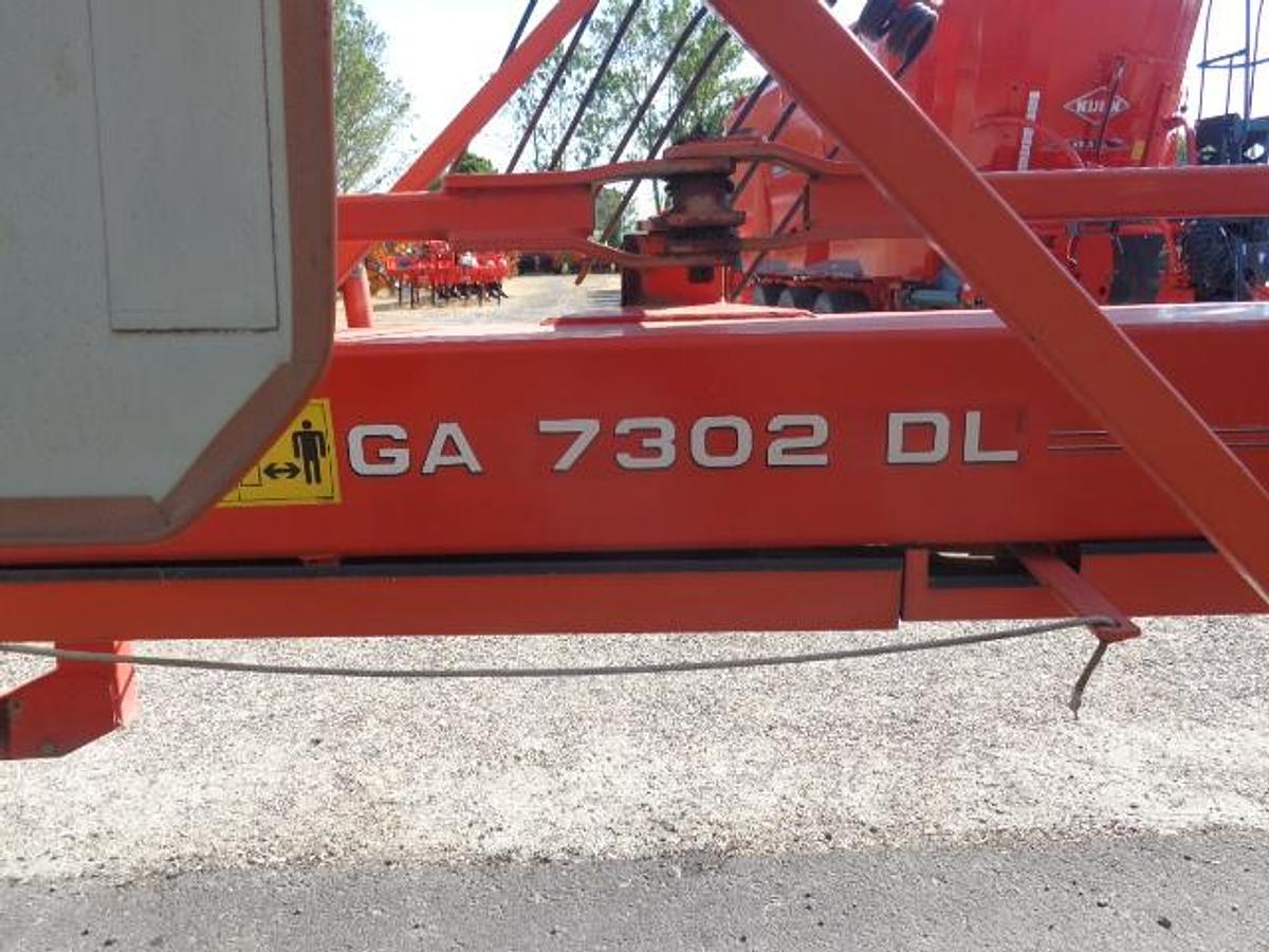 Usato RANGHINATORE KUHN GA 7302 DL
