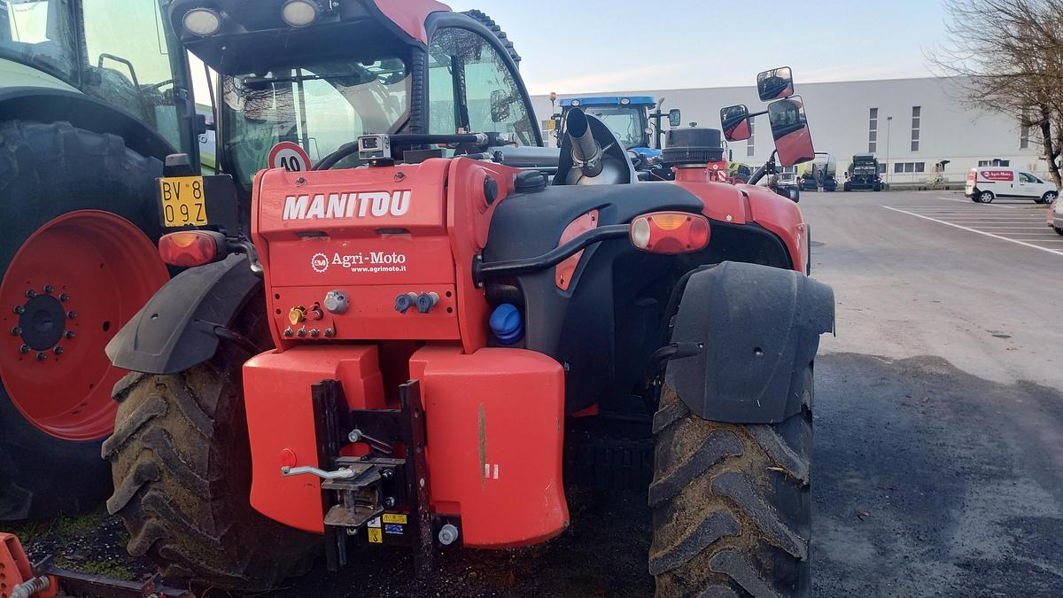 Usato SOLLEVATORE TELESCOPICO MANITOU MLT 940 ELITE