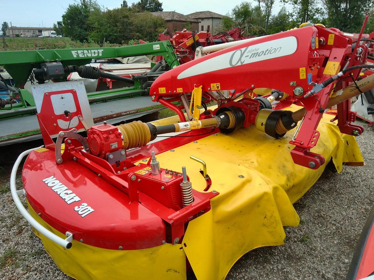 Usato FALCIACONDIZIONATRICE FRONTALE POTTINGER ALPHA MOTION MT 3
