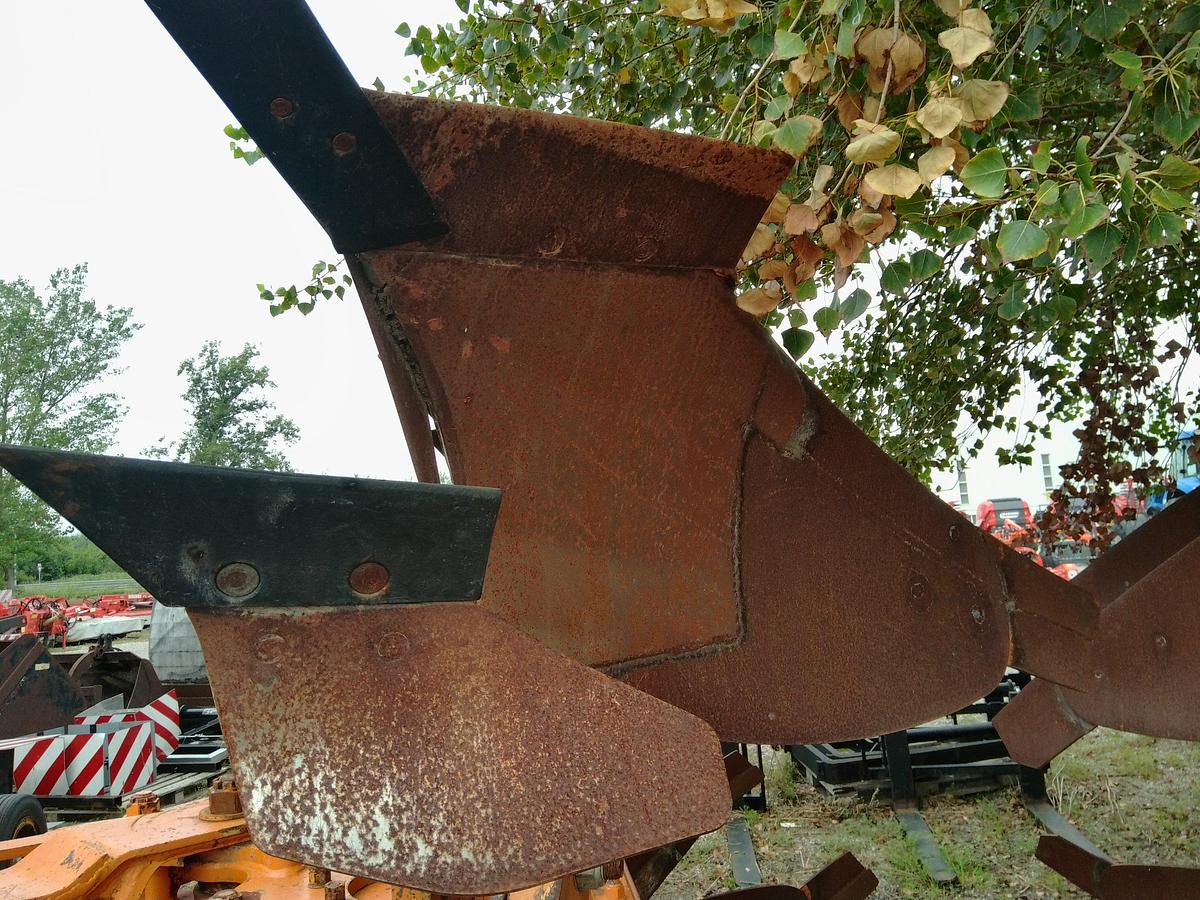Usato ARATRO MORO RAPTOR TRV 22A