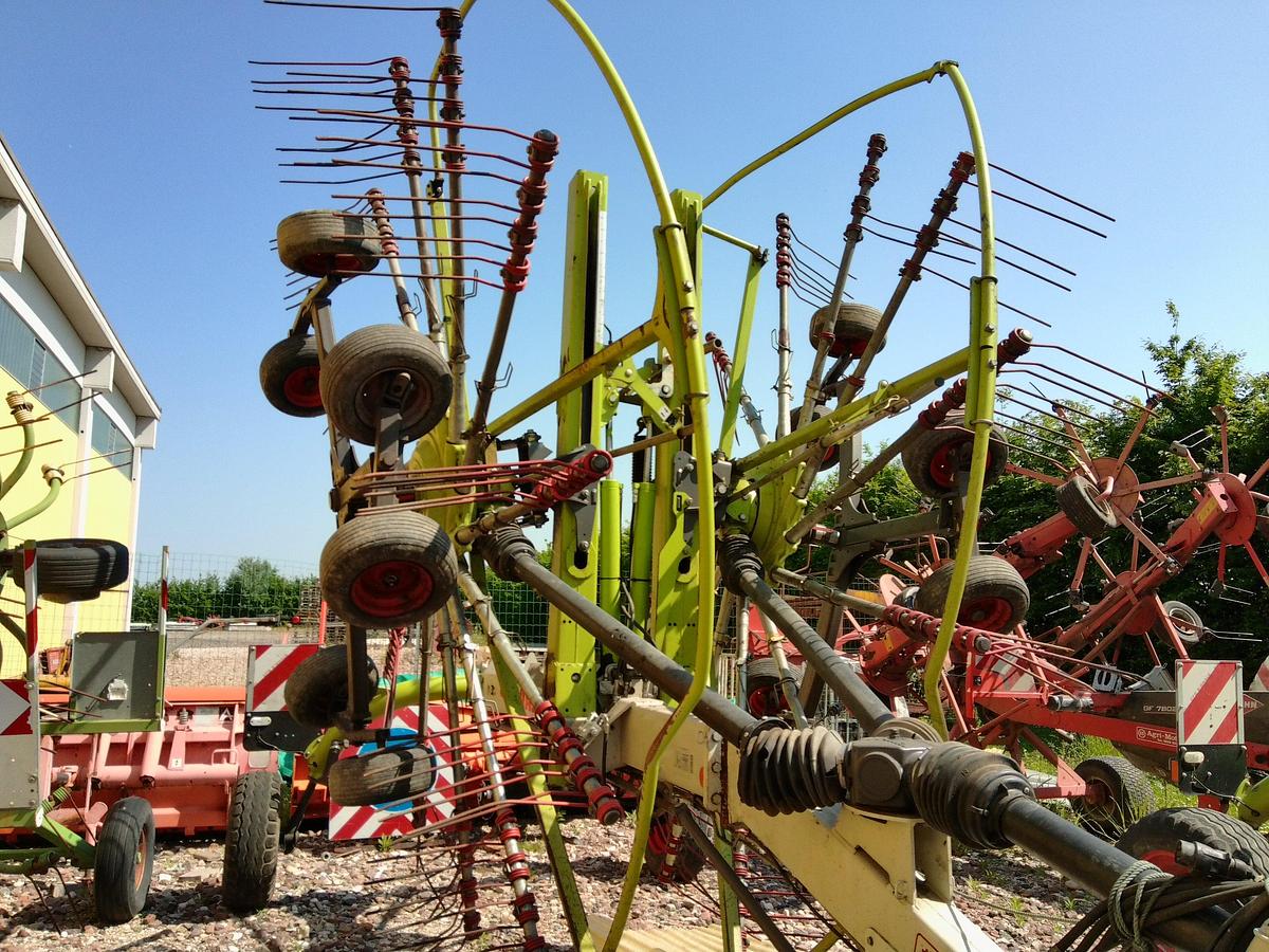 Usato ANDANATORE  CLAAS  LINER 2800