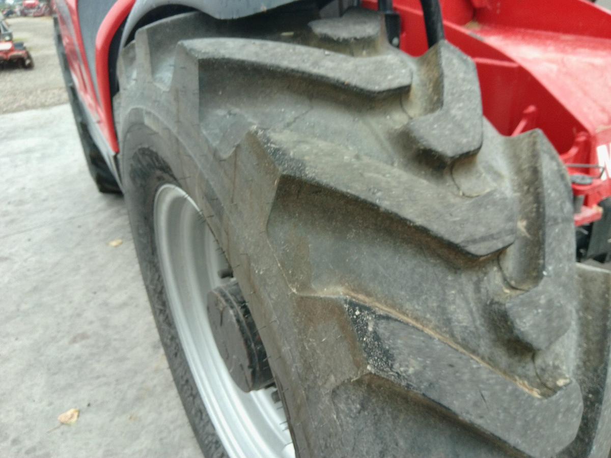 Usato SOLLEVATORE TELESCOPICO MANITOU MLT 935- trattativa Diegoli