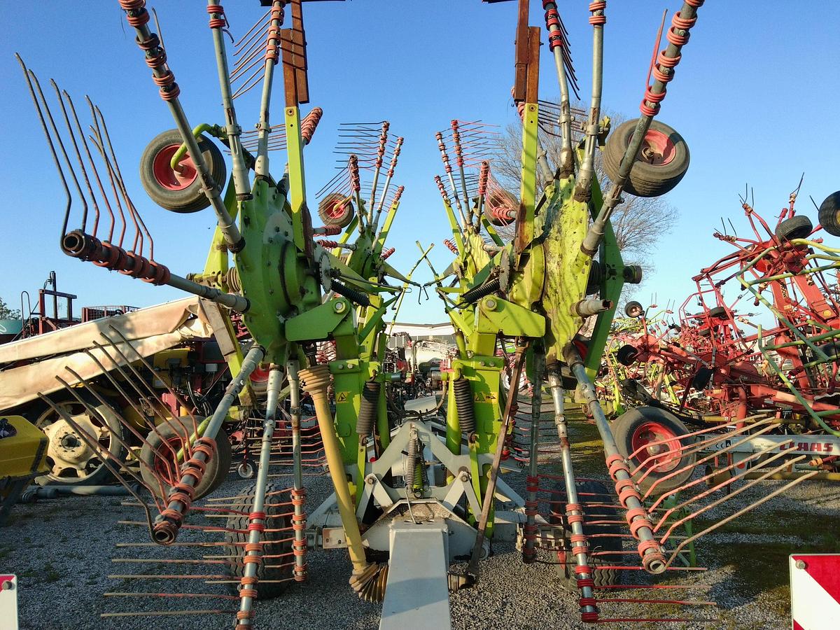 Usato RANGHINATORE CLAAS LINER 3000