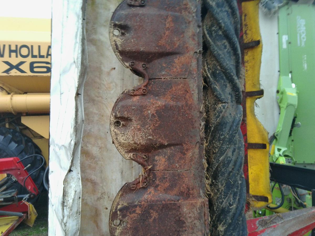 Usato FALCIACONDIZIONATRICE FELLA MT 8.80