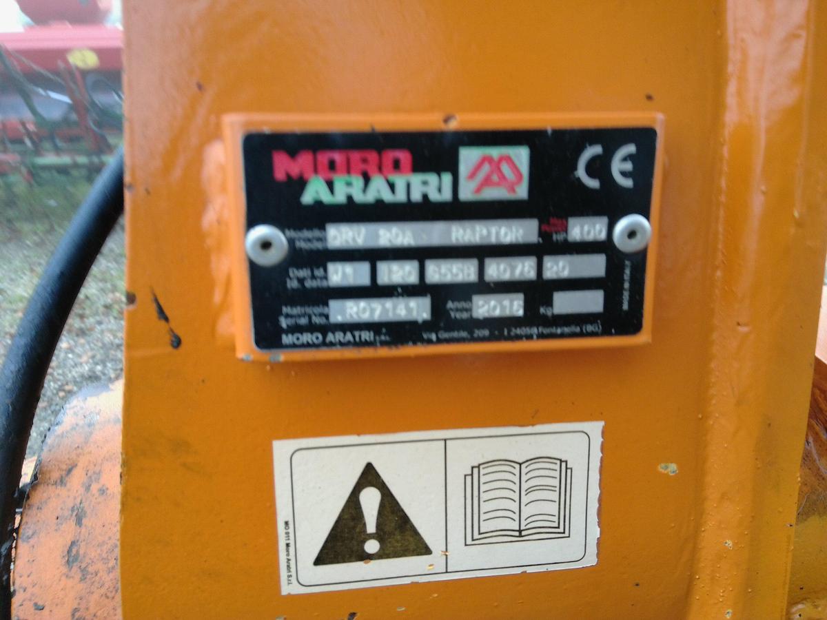 Usato ARATRO MORO MOD.QRV 20