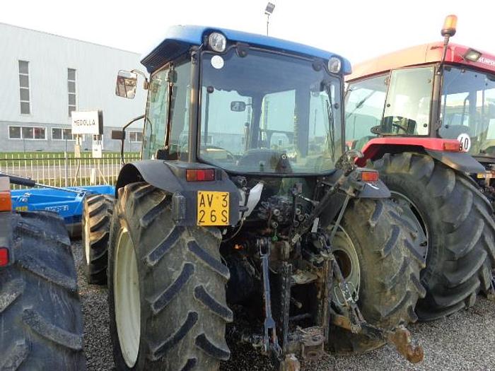 Usato TRATTORE NEW HOLLAND TN 85 D