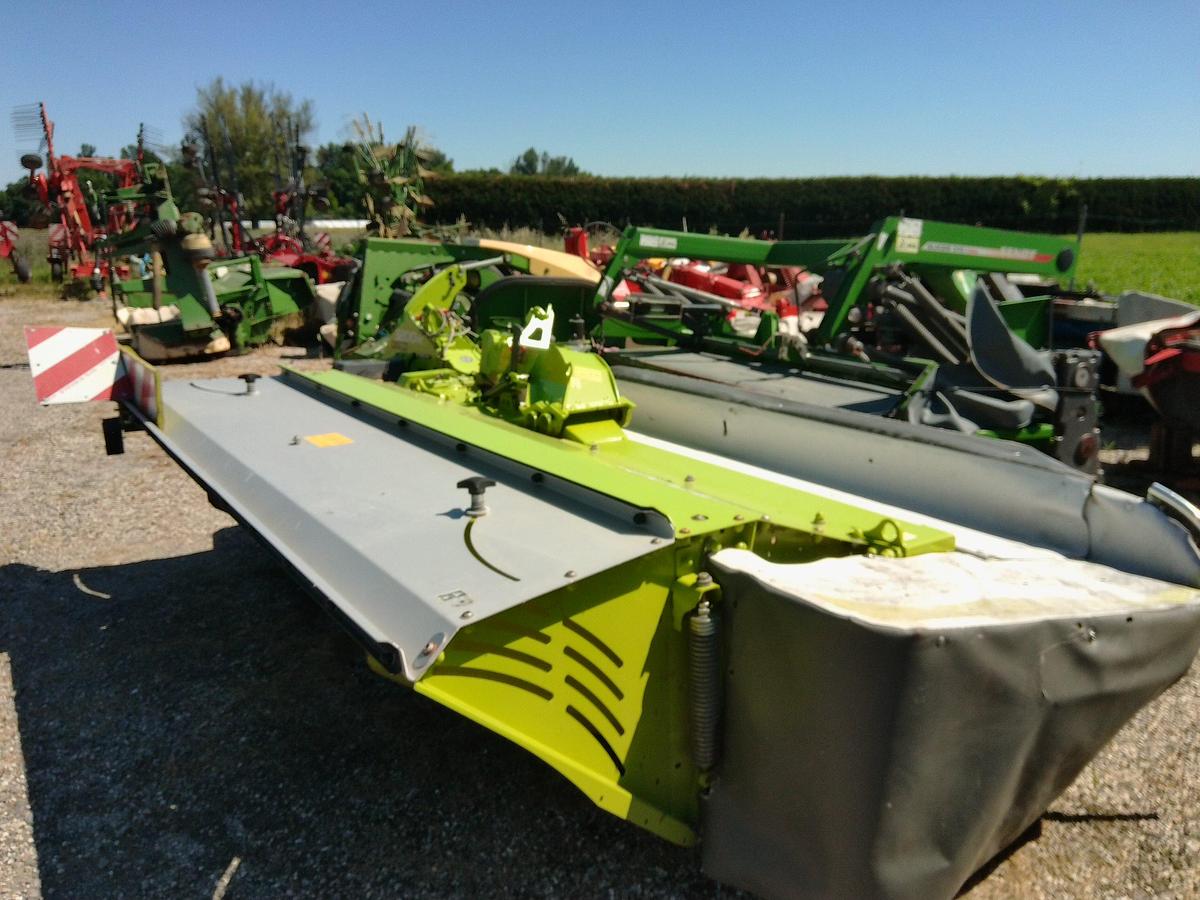 Usato FALCIACONDIZIONATRICE LATERALE CLAAS DISCO 3200 RC