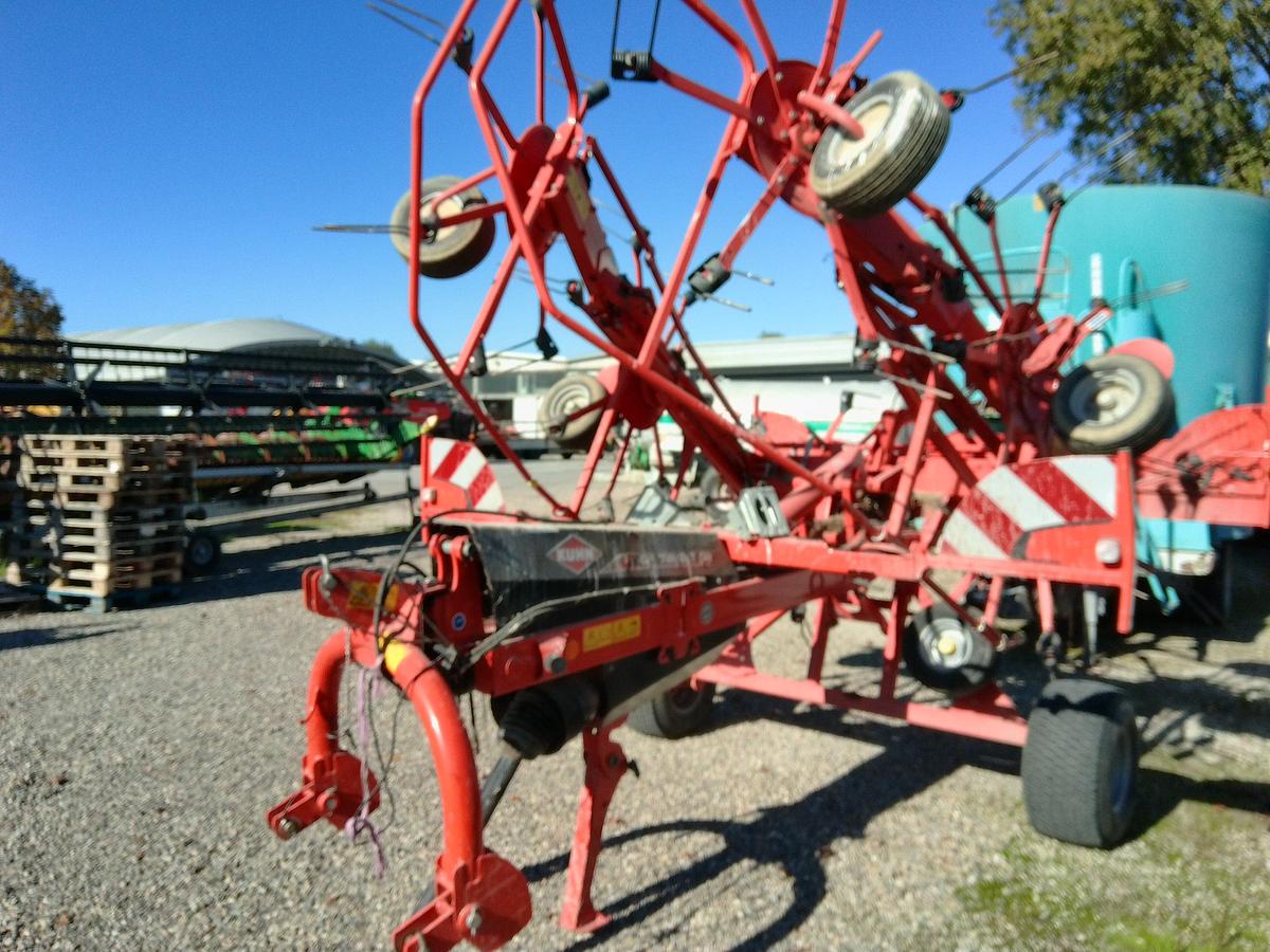 Usato VOLTAFIENO KUHN MOD.7802 TGII