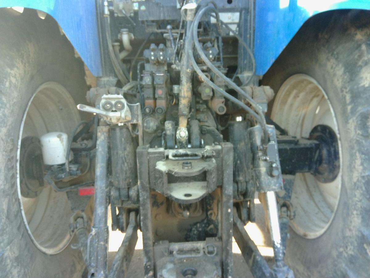 Usato TRATTORE NEW HOLLAND MOD. T 7030