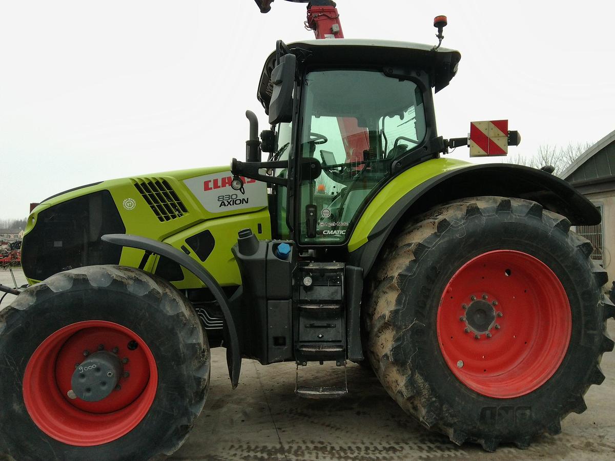 Usato TRATTORE CLAAS AXION 830