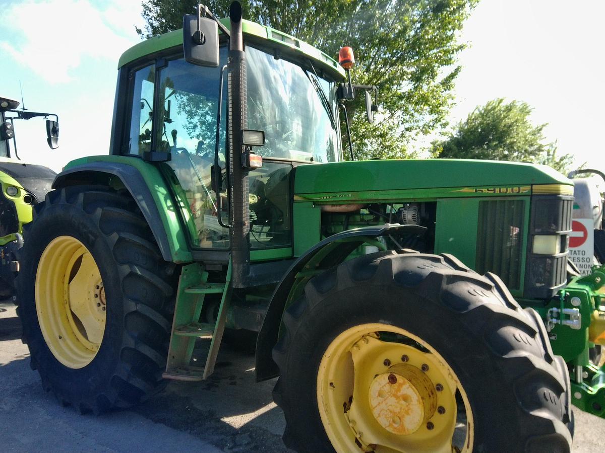 Usato TRATTORE JD 6900