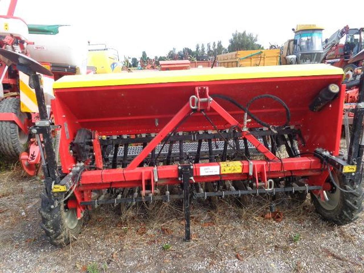 Usato SEMINATRICE MATERMAC DA 2.5 MT A DISCHI