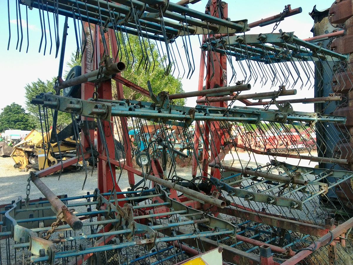 Usato STRIGLIATORE ATZENBICHER 12M