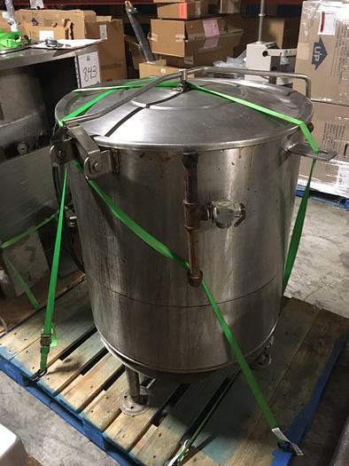 Used CROWN #KELS-40F, 40 GAL. STATIONARY, ELECTRIC STEAM KETTLE, w/ S/S E-Z LIFT COVER, 1.5" TANGENT DRAW OFF VALVE (#844)