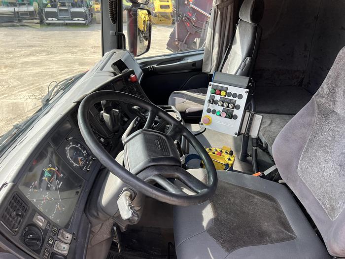 Usato 2001 SCANIA R420 SPURGO