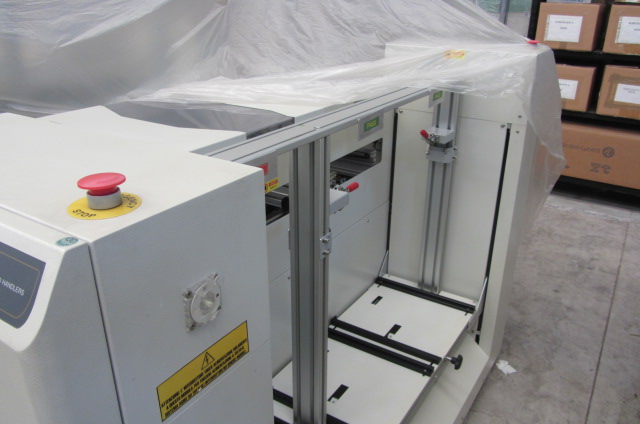 Used Universal Genesis G14  Pick & Place machine