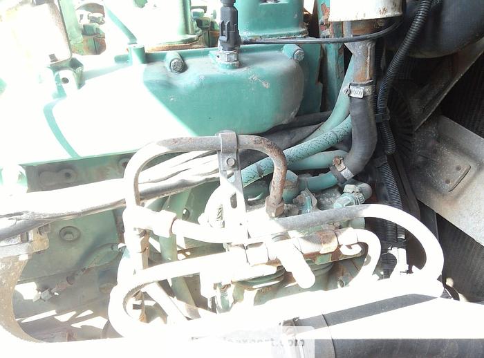 Used 1994 VOLVO F12 400 tractor unit