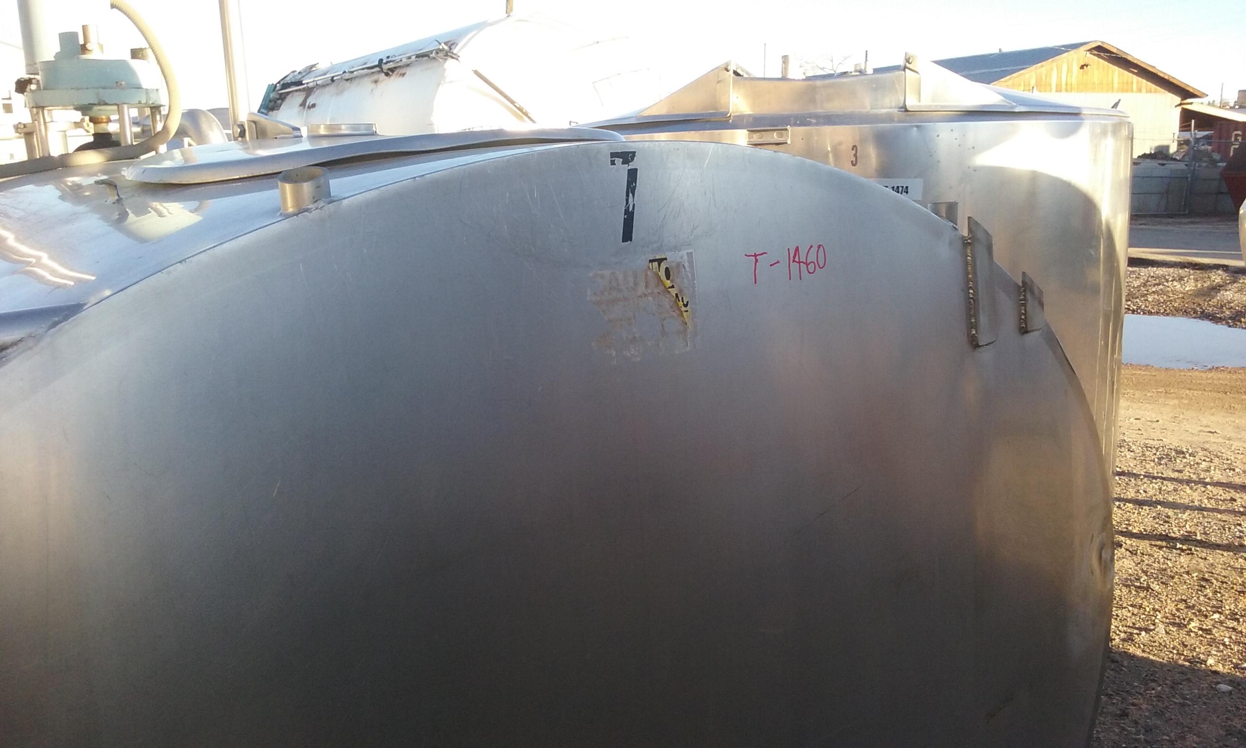 Usado 1000 GALLON BULK TANK