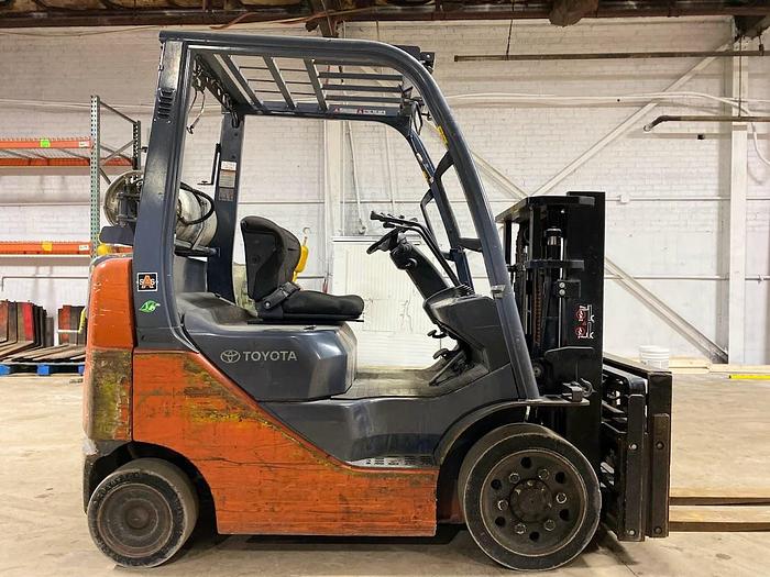 Used 2011 TOYOTA 8FGCU20