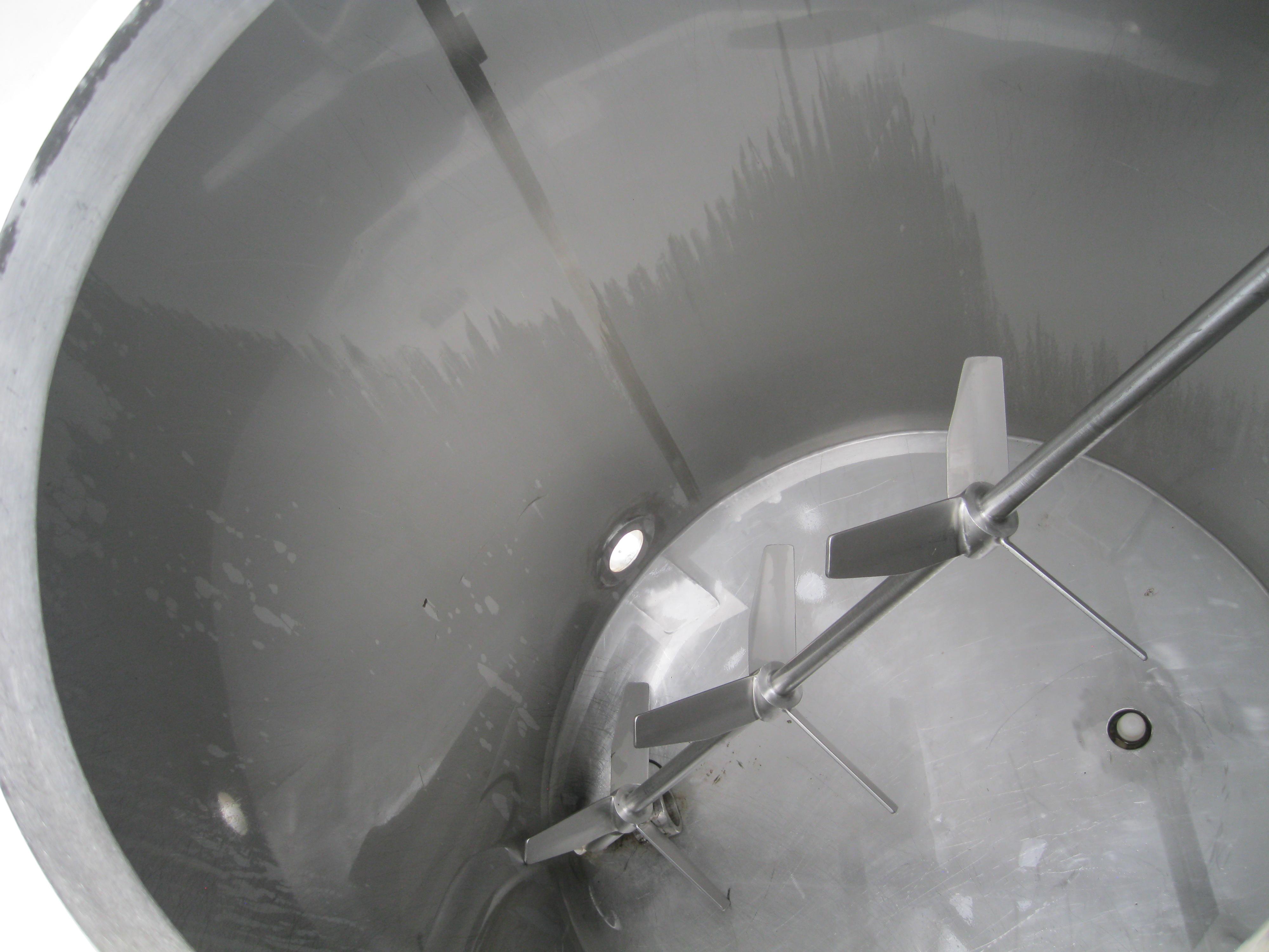 Usado 720 GALLON MIX TANK.  WALKER MODEL 86531-316LSS SERIAL 782