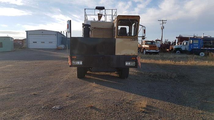 Used 2000 WELCAN 4 Axle Carrier Style Oilfield Pump / Kill Truck