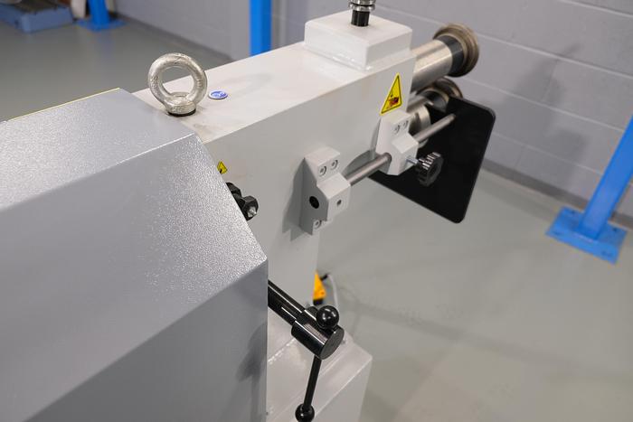 UZMA 4.0 Power Operated 4mm Swaging machine