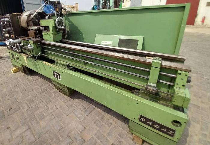 Used Nardini Lathe Machine