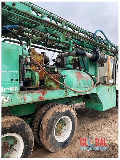 Used Item 0927 : 1979 Chicago Pneumatic T-650WS Drill Rig