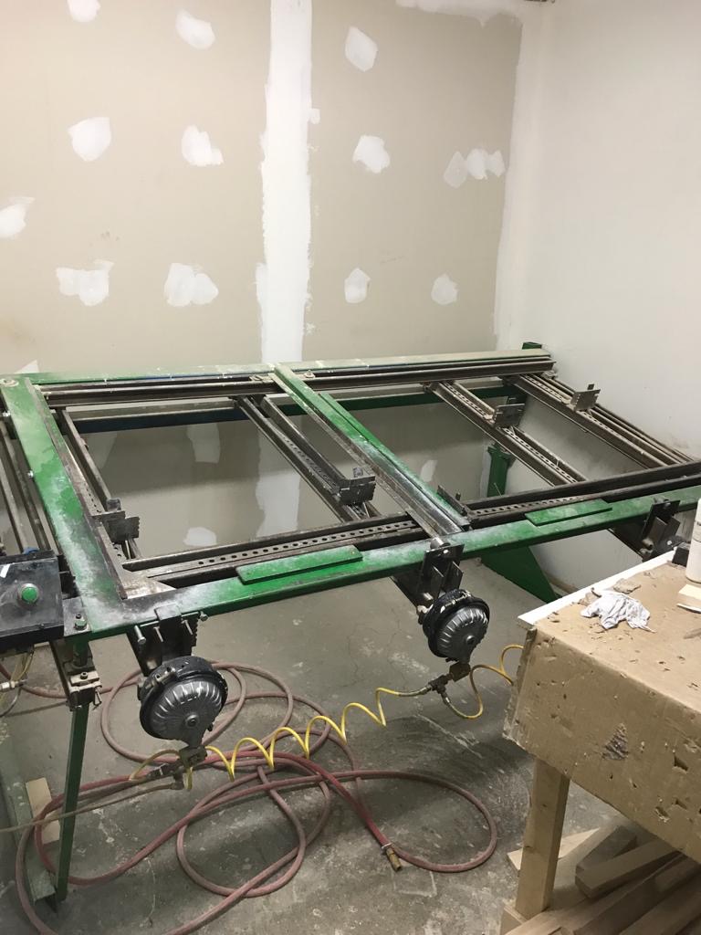 Used 1987 JLT Door Clamp