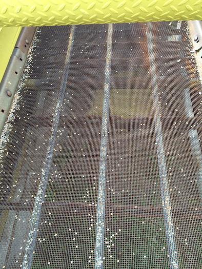 Used UNIVERSAL 4x11 SCREEN/CONVEYOR SET