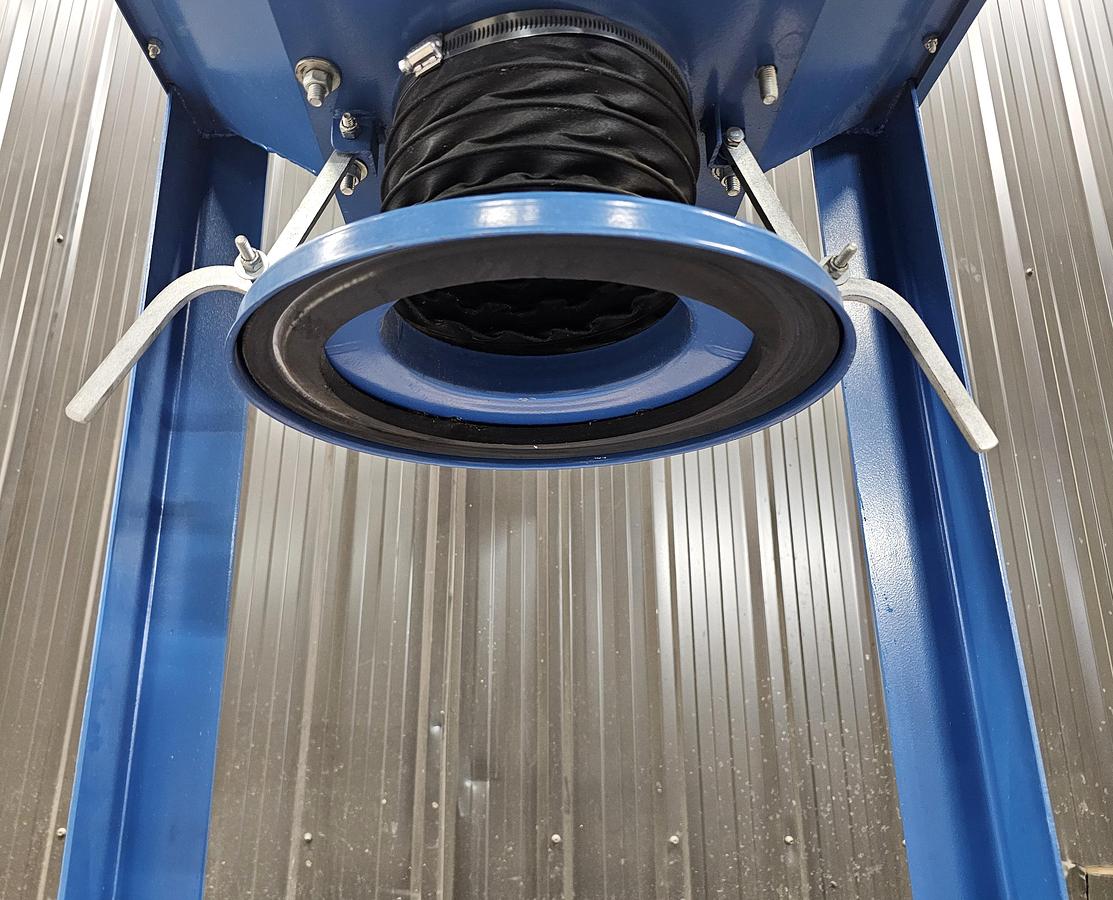 Used Aaron Elgin IL Auction - Lot 31 Donaldson Dust Collector 1 of 2