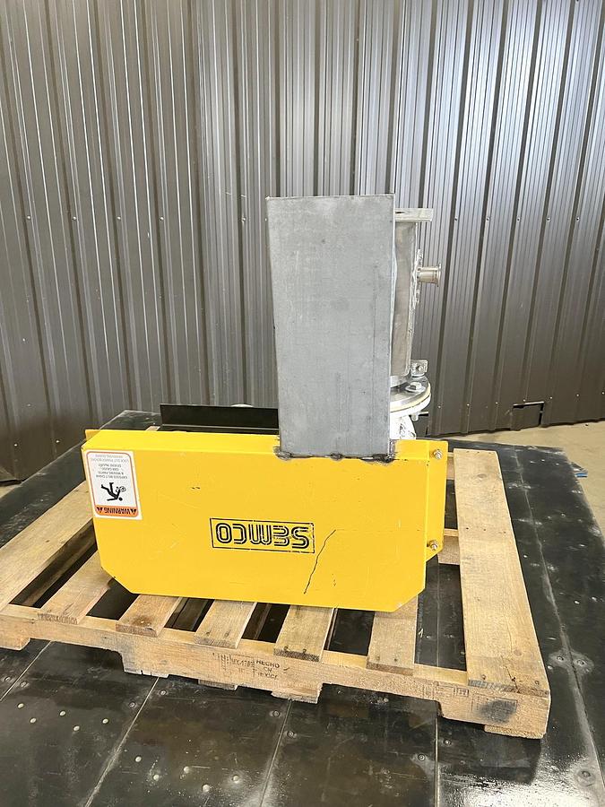 Used Used Rotary Air Lock Valve, 8" X 8", with Lump Breaker